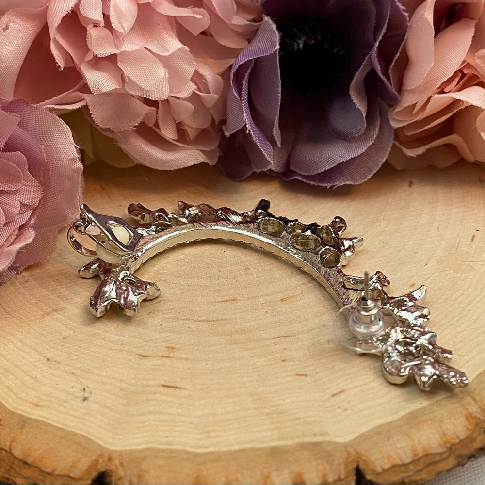 Whimsical Crystal Fairy Leaves Earring Cuff - Picture 16 of 16